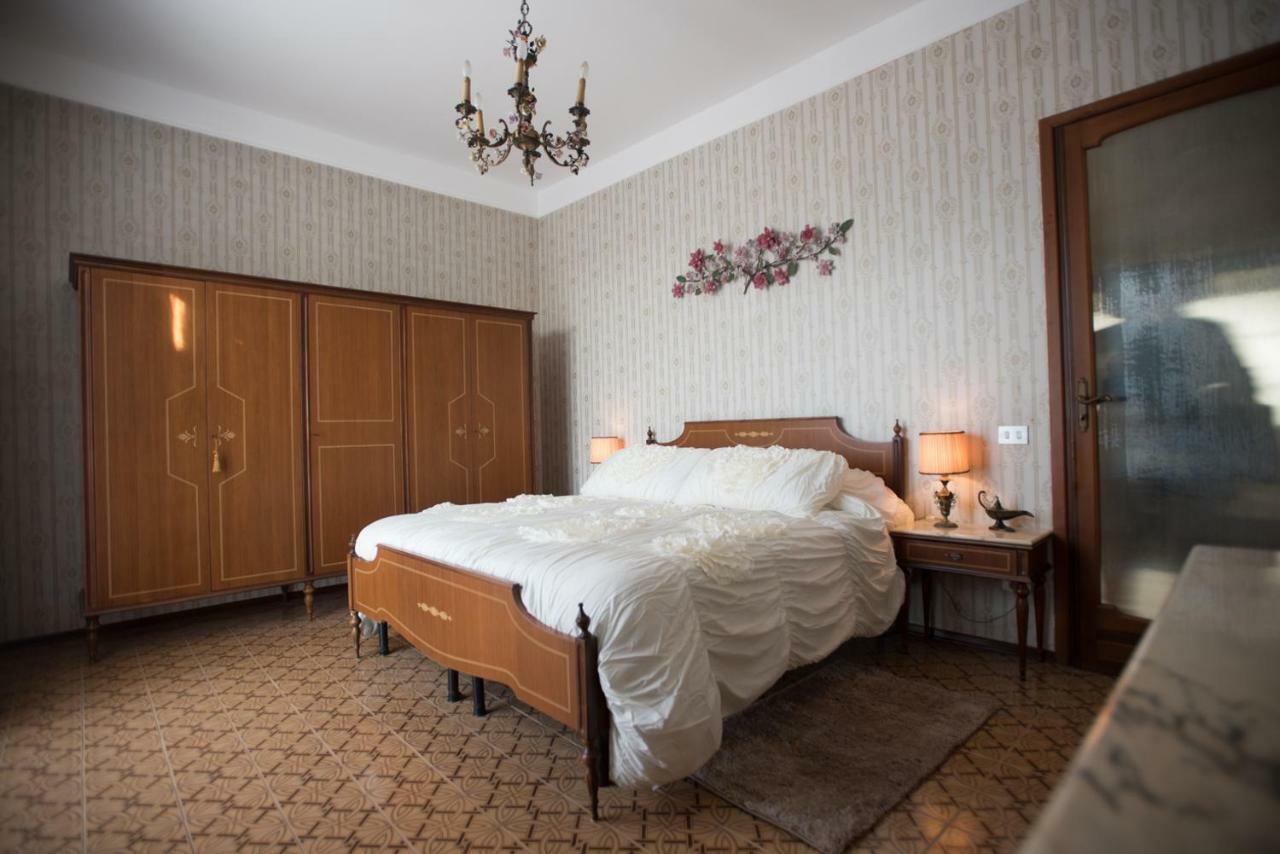 Casa Serena Solonghello Екстер'єр фото